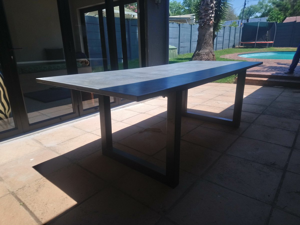 PhetogoBokamoso's tweet image. #patiotables for sale.. 0720639386