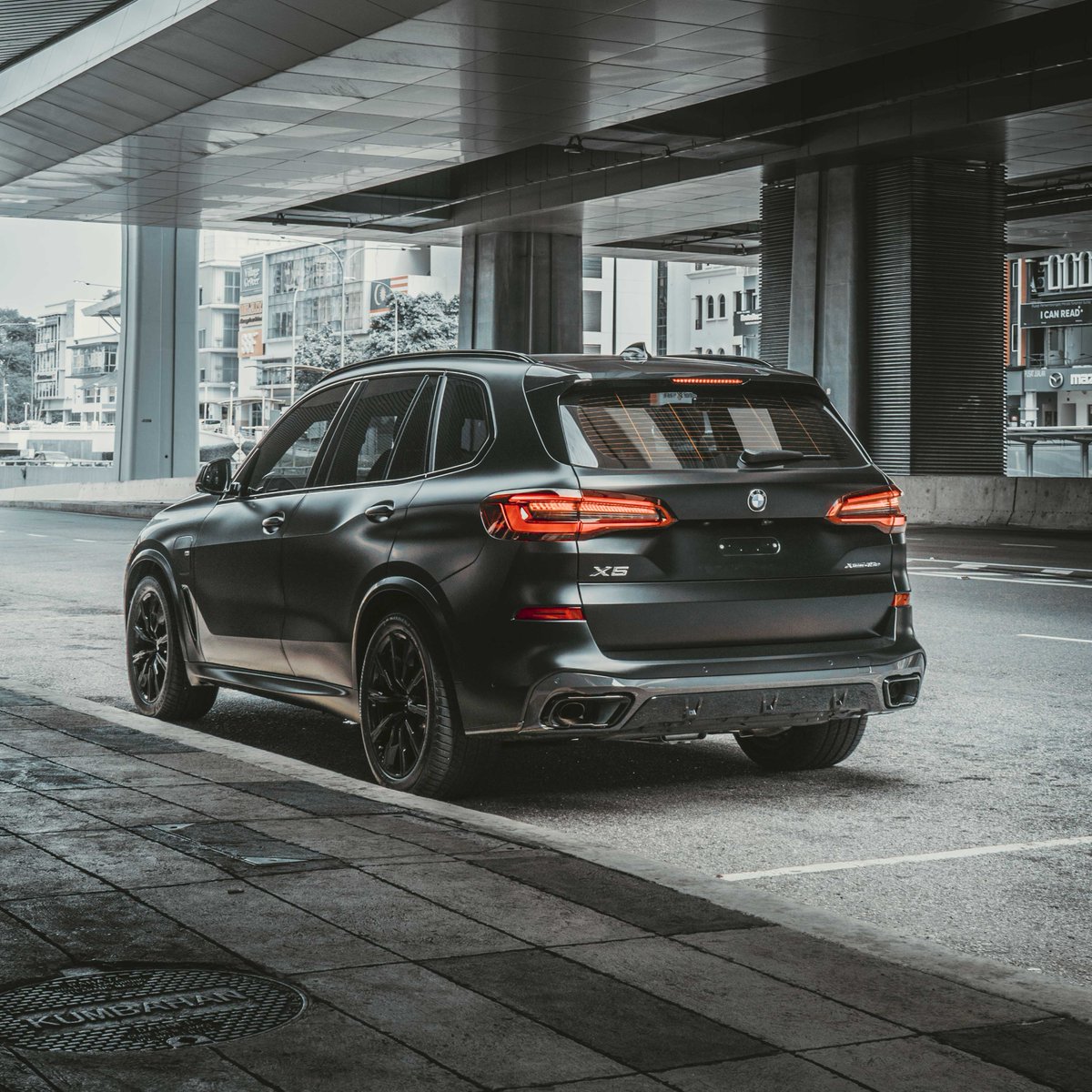 autodetailer's tweet photo. BMW X5 xDrive45e in SatinGuard™.
#G05 #JoyElectrified #BMWX5 #BMWX5xDrive45e #BMW #SatinGuard #ppf #AutoDetailerStudio #AutoDetailer #autodetailing #detailing #detailingdoneright #AutomotivePhotography #itsinourDNA https://t.co/Tu9A4xXc97
