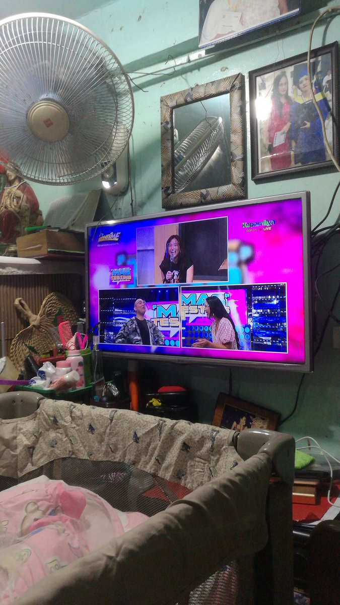 RMDPadilla's tweet photo. Si chad na talaga yaaaaan 😂 @itsEllaCruz #ShowtimeNovemberific https://t.co/iDDC0URyzz
