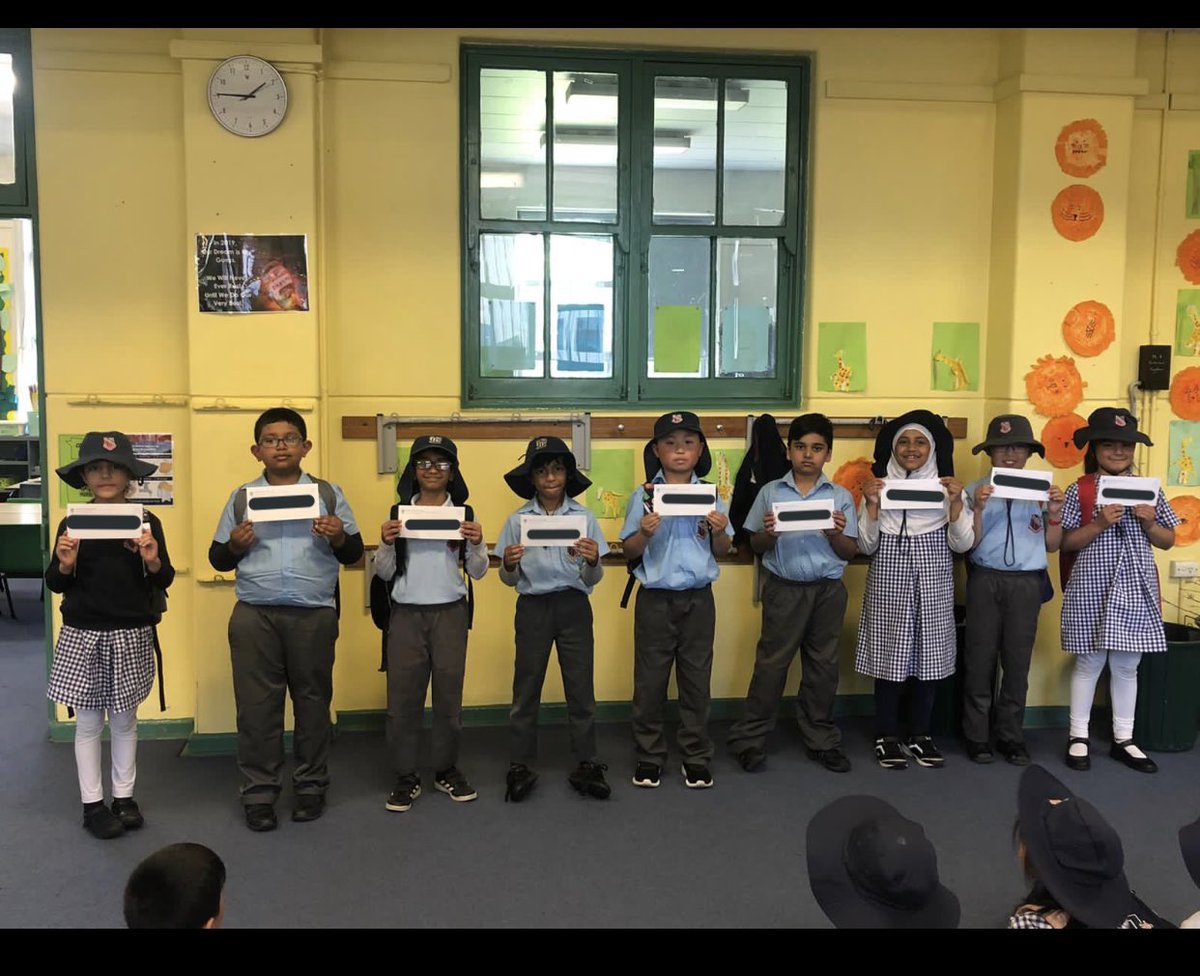 Year 2 celebrated our Gold Badge recipients at our assembly today - congratulations to our newest Gold Badge students! 🌟 <a href="/KatieMcGrory/">Katie McGrory</a> <a href="/VanessaIrrgang/">Vanessa Irrgang</a> <a href="/Miss_MNg/">Megan Ng</a> <a href="/meiercr/">Carina Meier</a>