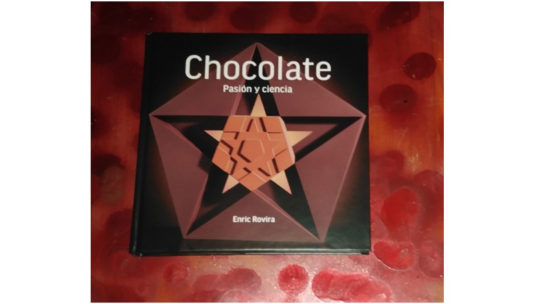 Quin llibre! Gràcies Enric Rovira, ho té tot, didàctic amb majúscules, un imprescindible, quins continguts! Quina edició més meravellosa, un llibre gran i manejable, les imatges i composició impecables i m’he trobat un elogi. Gràcies Enric! <a href="/enrovira/">Enric Rovira</a>