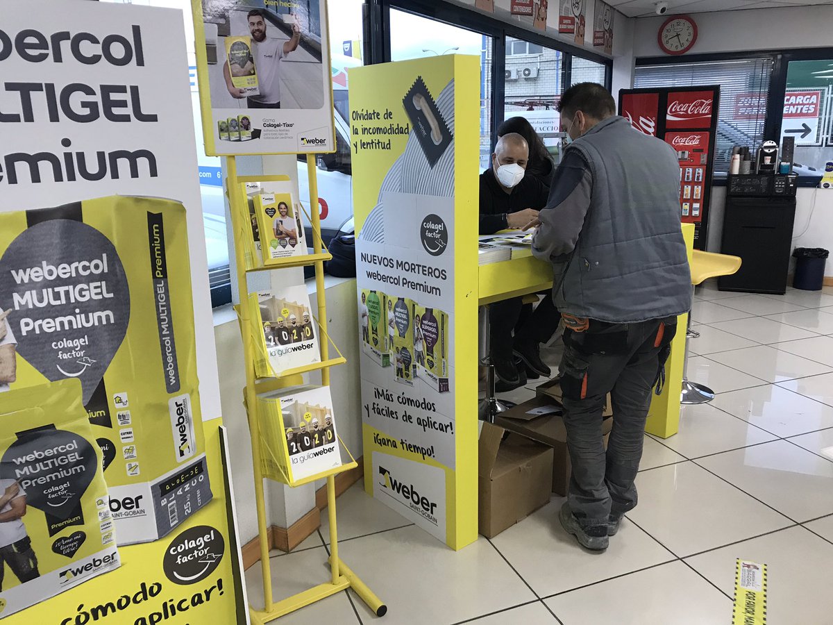 hbbarral's tweet photo. Aprovecha la ocasión y prueba el nuevo #multigel de @SGweberES . ¡Además habrá sorteos y regalos!
Hoy están en nuestra sede de Coslada, Avenida del Jarama 13. ¡¡Anímate!! 

#weber #multigel #webercol #pegamento #hbbarral #showroombarral #DuoGel #supergel https://t.co/mFqOJ5nAAF