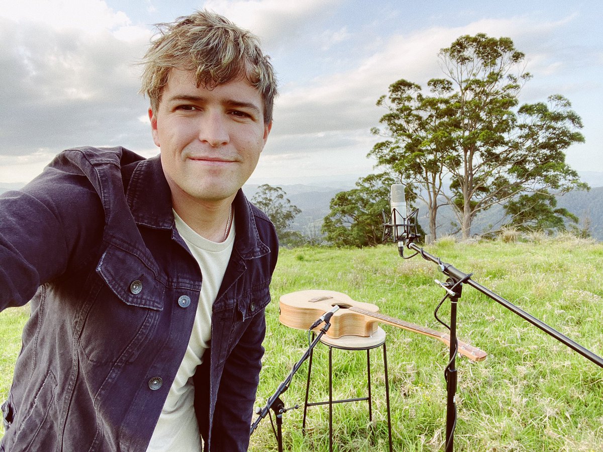 ChrisRoseSinger's tweet photo. Recently filmed an acoustic video for KEEP ME BELIEVING! Can’t wait to show you all very soon 🙌🌲 https://t.co/xbMPb7WEna