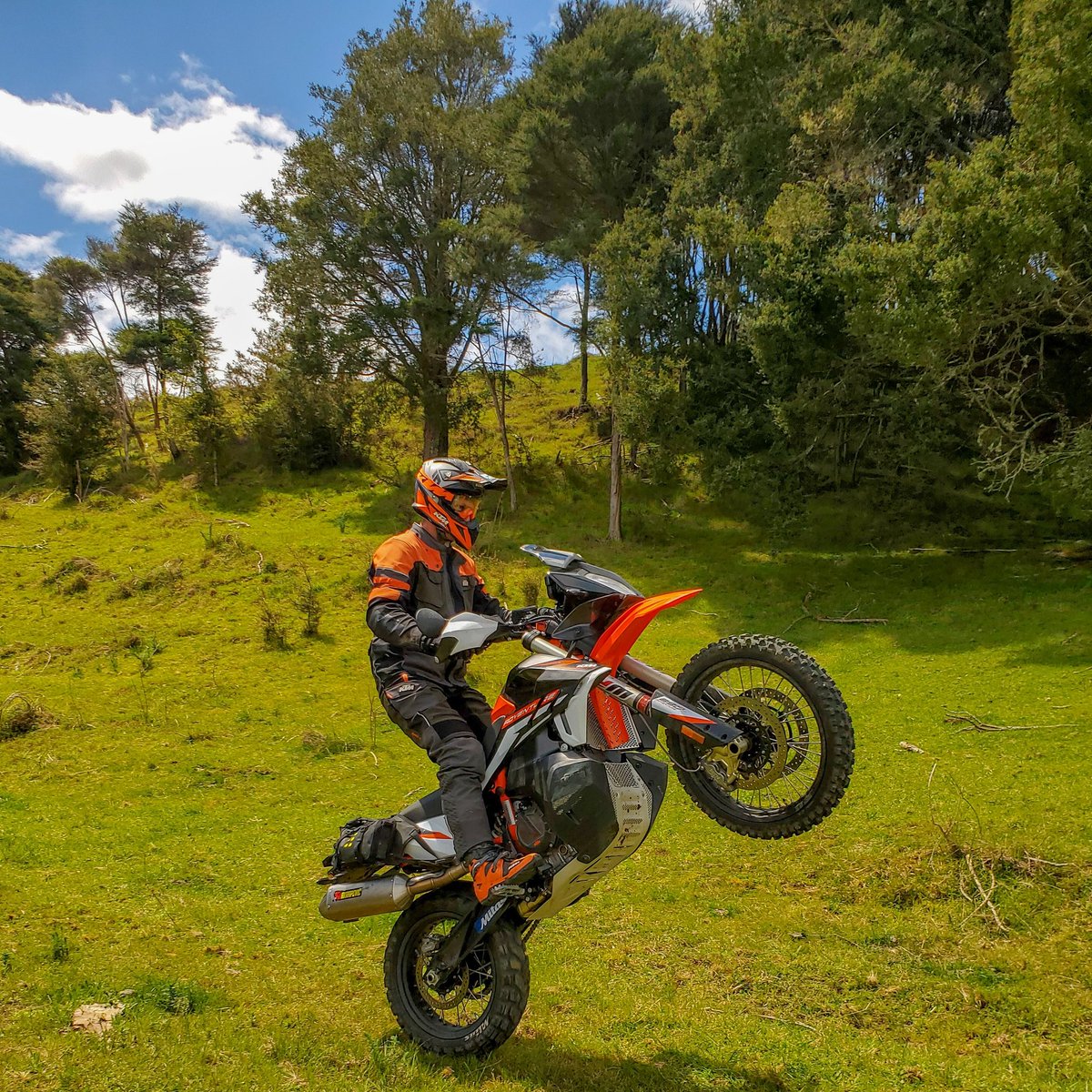 #wheeliewednesday with the #KTM890AdventureR that extra torque makes this sort of shenanigans easier.