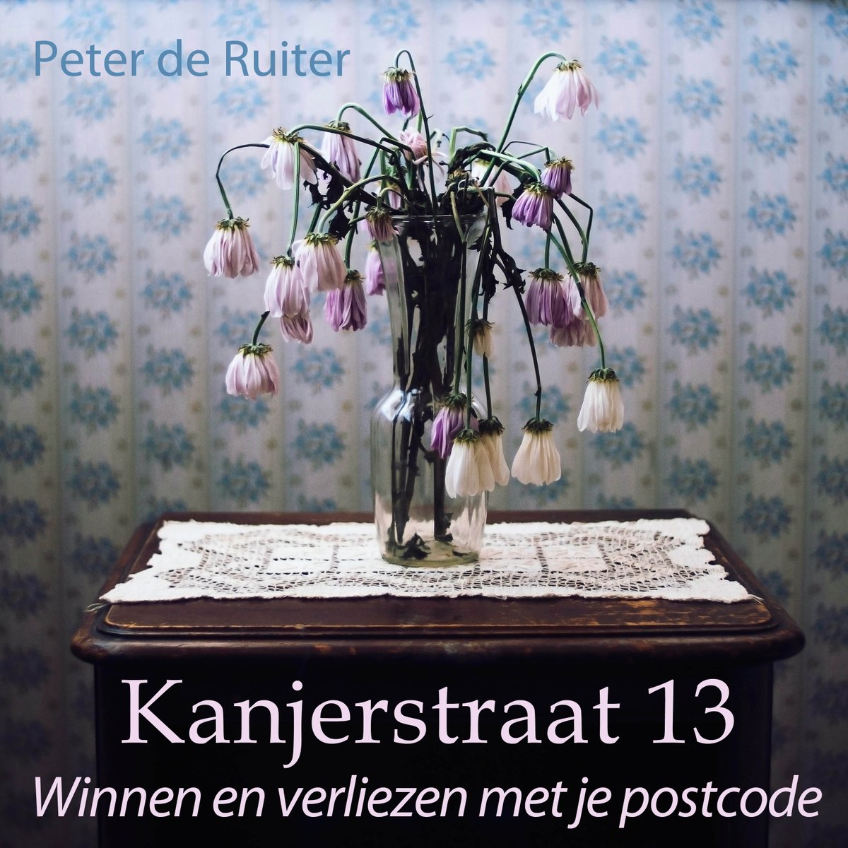 peterwired's tweet image. De Nationale Postcode Loterij is in de loop van dertig jaar uitgegroeid tot een geaccepteerd fenomeen. Maar overschaduwt het goud en glitter niet de ethische manco's die aan het systeem kleven? Luister naar de podcast Kanjerstraat 13 soundcloud.com/peterwired/kan…