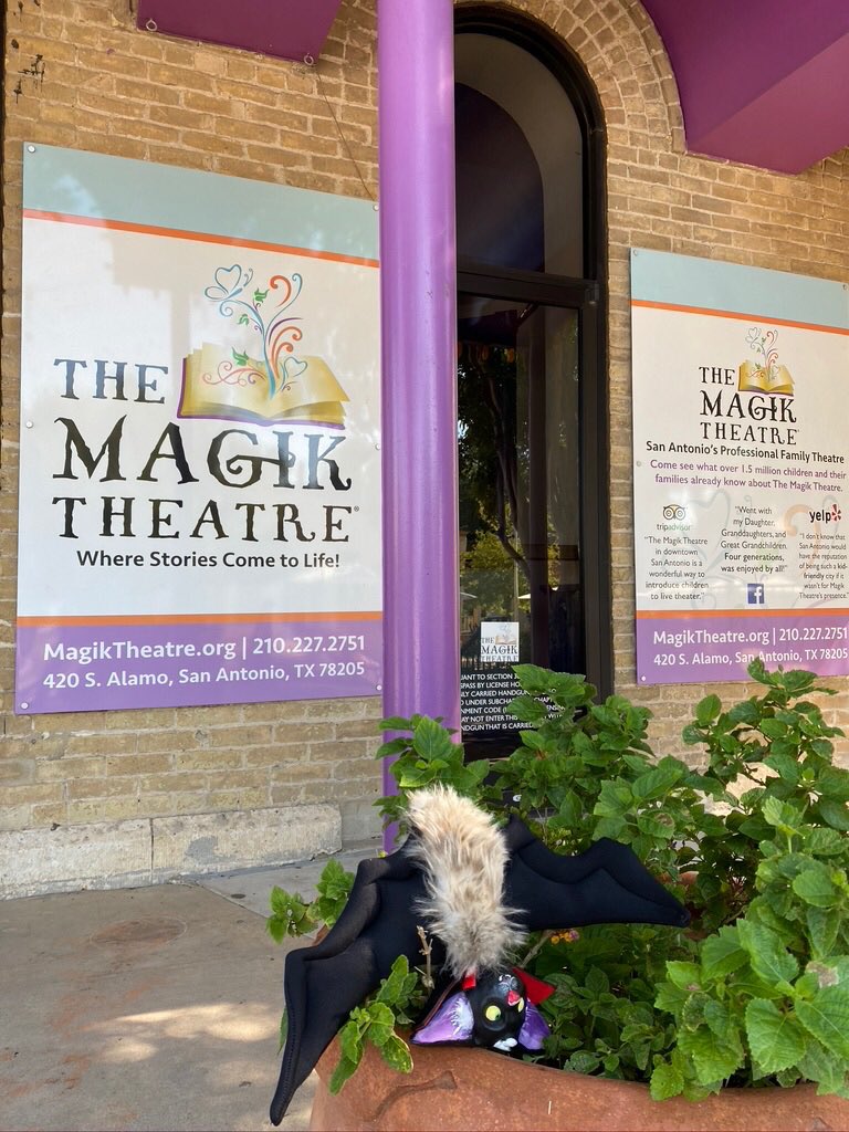 BatholomewBDT's tweet photo. Bat does magic at the Magik Theater! 
#batdoesthat #batober #batdoesday23 #8daysuntilhalloween #batdoessat #militarycityusa #sanatonio #batdoesmagoc #majiktheater https://t.co/wR1f9qHPjv