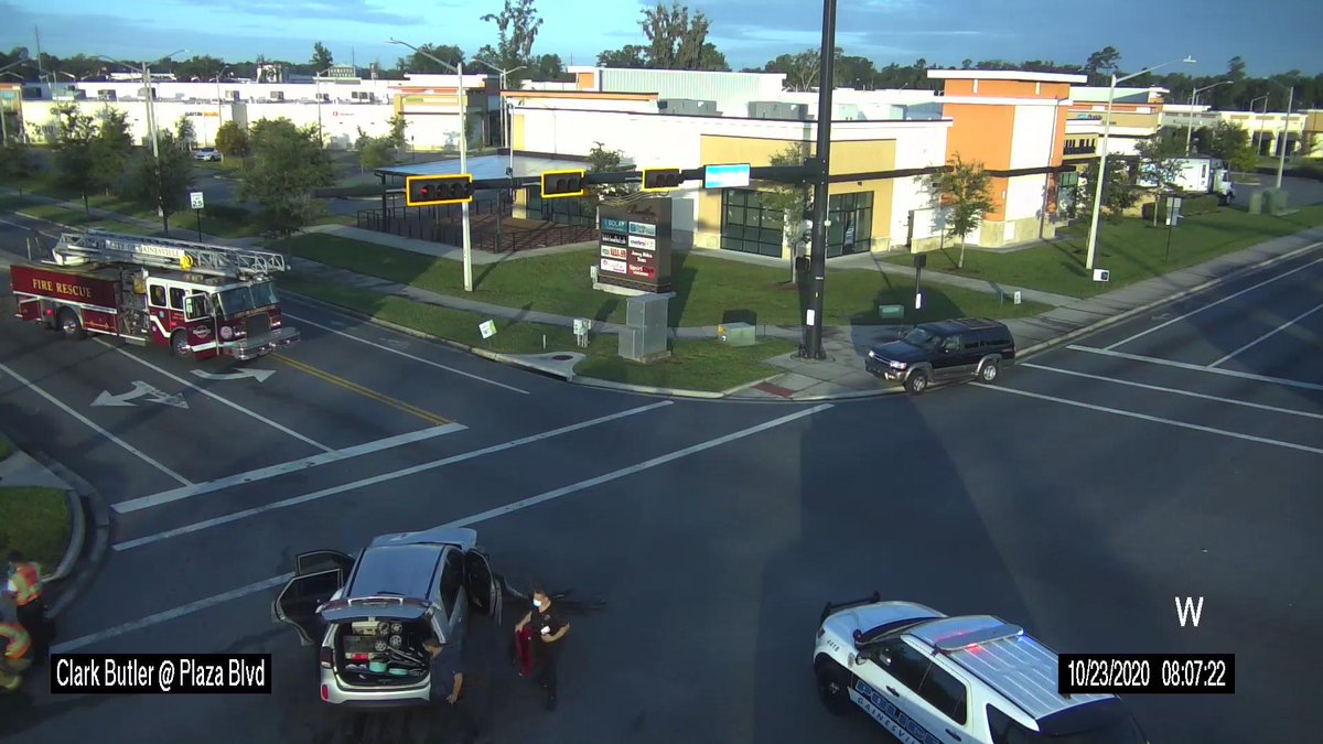 GACSmartTraffic's tweet photo. VEHICLE CRASH: Clark Butler Blvd @ Plaza Blvd. All WB and EB lanes are blocked. SB lanes are blocked except the Left turn lane. NB left turn lane is blocked. Seek an alternative route and use caution in the area. - KDC https://t.co/dB8BEhhSvQ