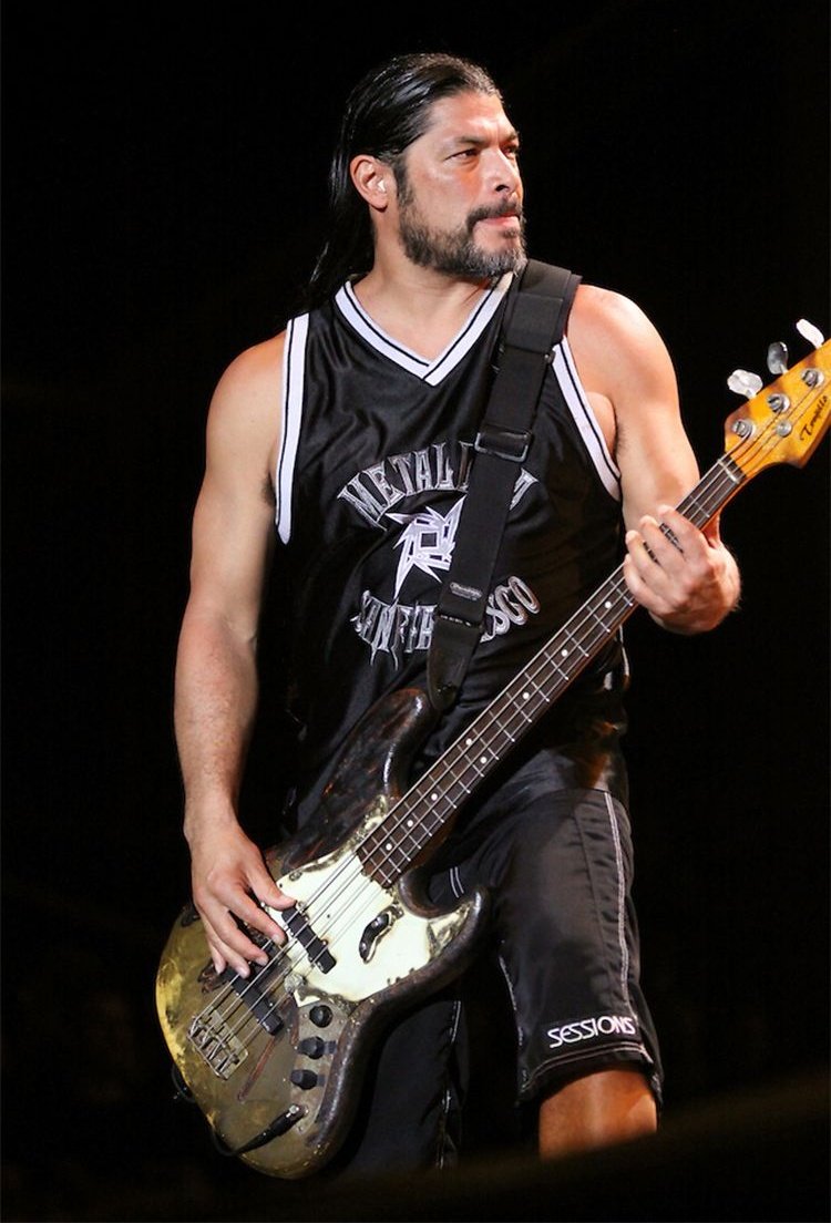 Happy birthday to Robert Trujillo!. 
