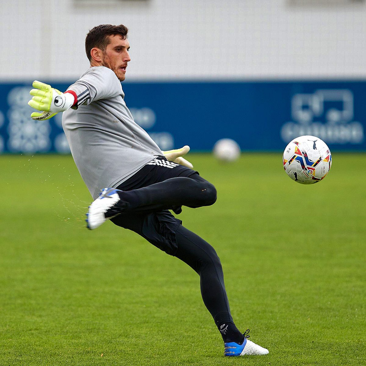 Listos para darlo todo en un desafío tan señalado! 💯🔴
#OsasunaAthletic 🏟💪🏻 #SH1️⃣