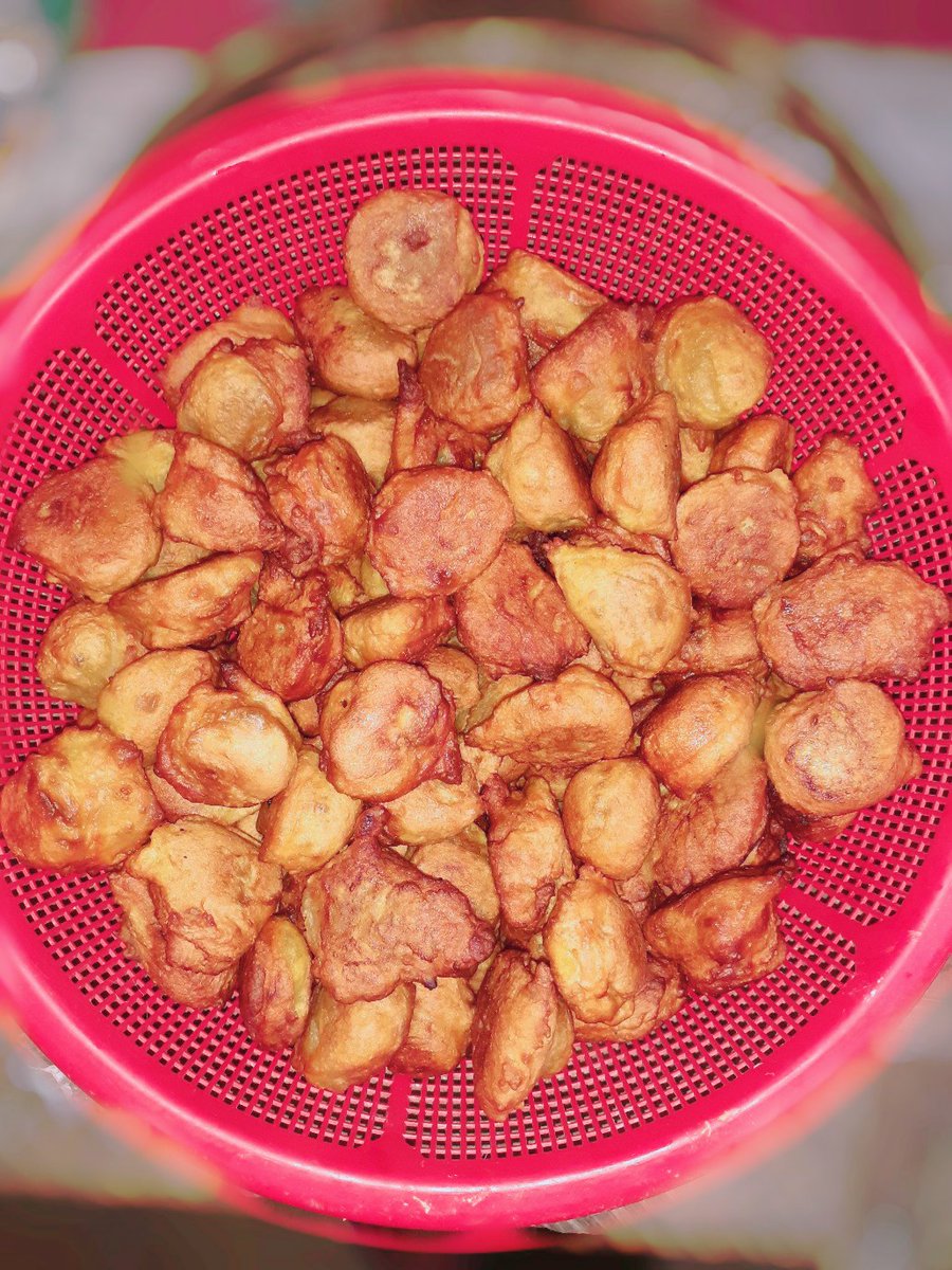 কার কার তাল বড়া প্রিয়?