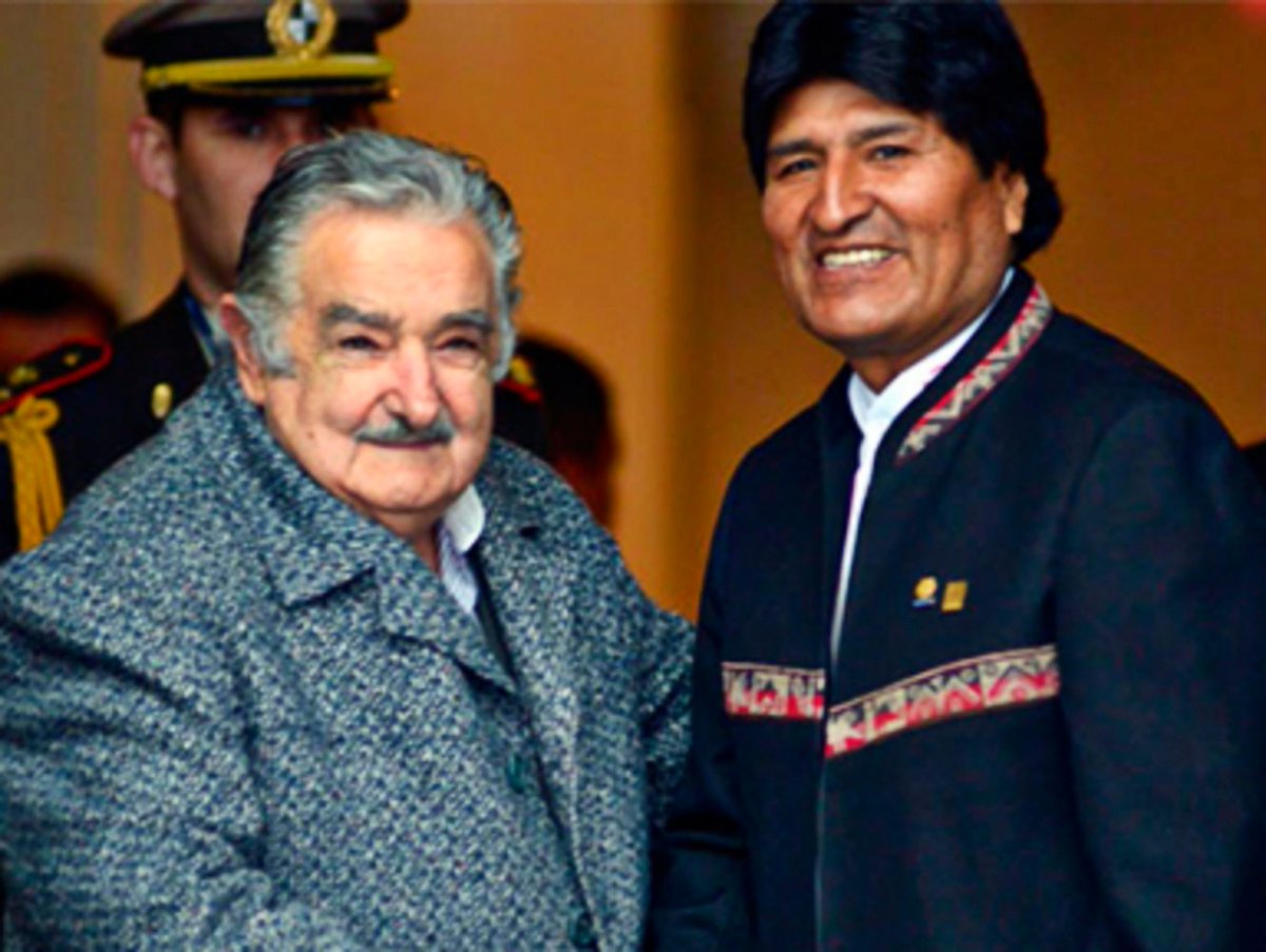 El anuncio del hermano Pepe Mujica de retirarse de la política nos llena de tristeza porque siempre fue un ejemplo de la política como la ciencia del servicio al pueblo. Sin embargo, sus convicciones y su legado de lucha serán siempre inspiradores.
¡Gracias, querido Pepe!