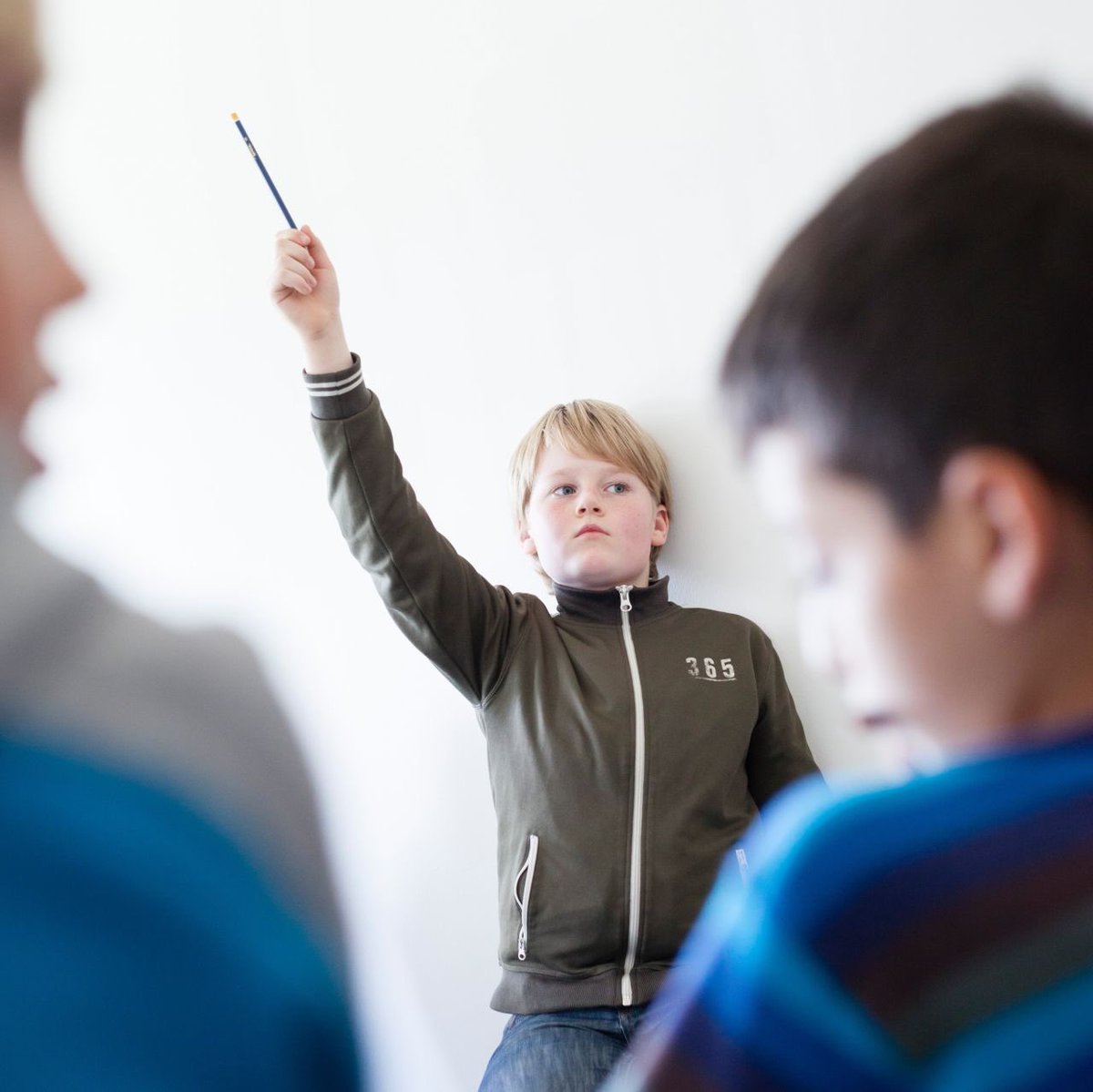 MartOestergaard's tweet image. 𝗗𝗲𝗻 𝟯𝟬. 𝗼𝗸𝘁𝗼𝗯𝗲𝗿 𝗸𝗹𝗼𝗸𝗸𝗲𝗻 𝟴-𝟭𝟬 inviterer @MBU_Aarhus alle fagpersoner i hele DK - til workshop om fravær / nyt trivselsteam ❤️

Uden for Aarhus Kommune, kan du tilmelde dig - send en mail til bheb@aarhus.dk - ellers Kursusportalen

#EtGodtBørneliv #skolechat