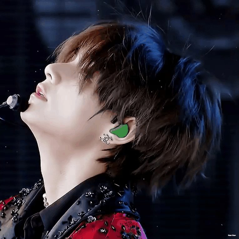 テテユニバース テテタイム 一緒にテテのブランド評価を上げましょう 今日のfilaのテテ どんな服もカッコよく着こなしますね 今日はリプ欄に テテ カッコイイ とテテの写真 動画を送ってください テテ テヒョン T Co