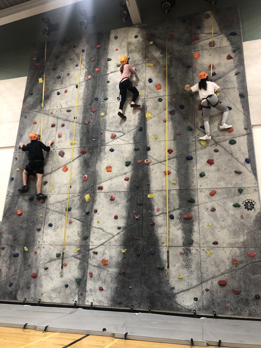 DHSPhysEd's tweet image. PA on the wall this morning