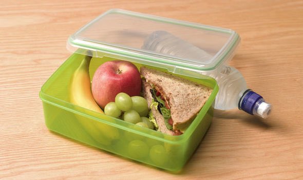 mcc_ss's tweet photo. I just found out MPs get £125 per week as a food allowance. This needs to stop. 

They can bring a packed lunch to work like the rest of us ! #FreeSchoolMeals #Parliament https://t.co/HUiY66VggA