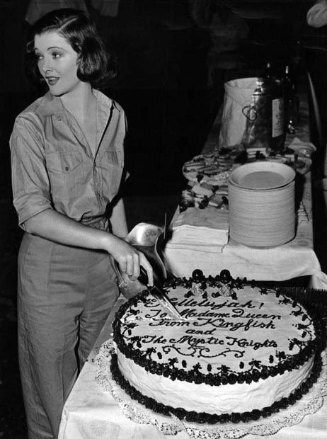 Myrna Loy and cake: a thread