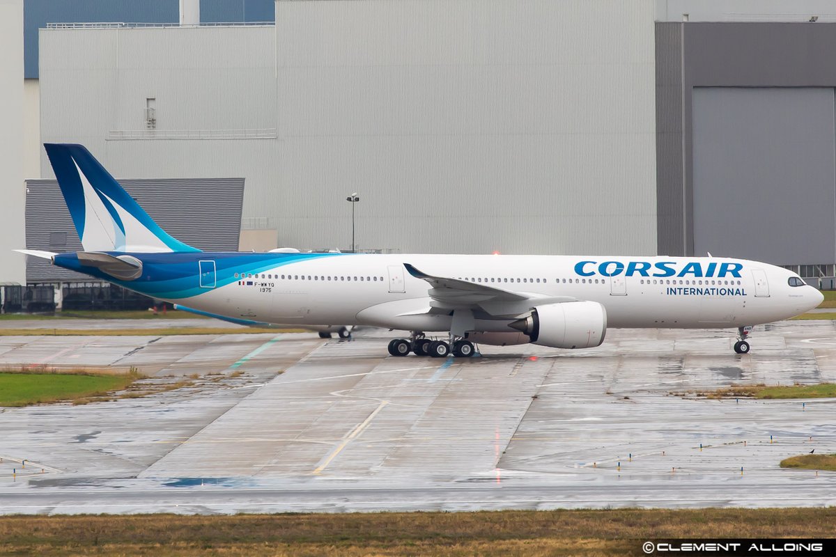 CAlloing's tweet photo. Quick stop this morning to see the @Armee_de_lair #Airbus #A330mrtt #Phenix #FUJCI #FAF4107 ! Also the first #Airbus #A330neo for @CorsairFr #FHRNB on engines run ! And second #Airbus A330neo for @KuwaitAirways on a quick test flight ! #AIB05CL #avgeeks #avgeek https://t.co/8wa4wyQjQA