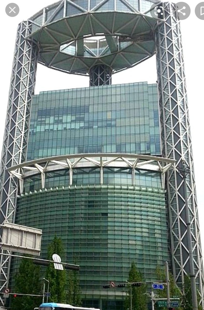 6. Jongno Tower [01:31 mark]This building is a landmark of Jongno area. Now it's a headquarter office of McDonald Korea, and the top floating part is occupied by WeWork.