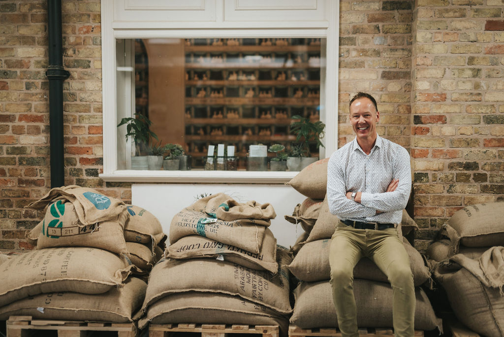 Since 1902 one Lincolnshire business has been going the distance when it comes to bringing us the very best from the tea and coffee industry. So, let's raise a cuppa to Stokes of Lincoln this UK Coffee Week. Read all about our history over on the blog https://t.co/eZHoKlgHP0 https://t.co/r9Zvq6dkJi