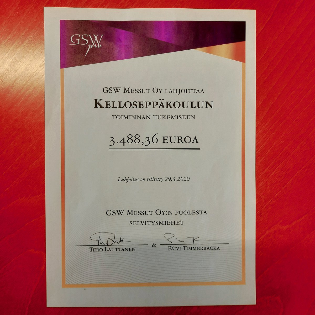 Kelloseppäkoulu tweet media