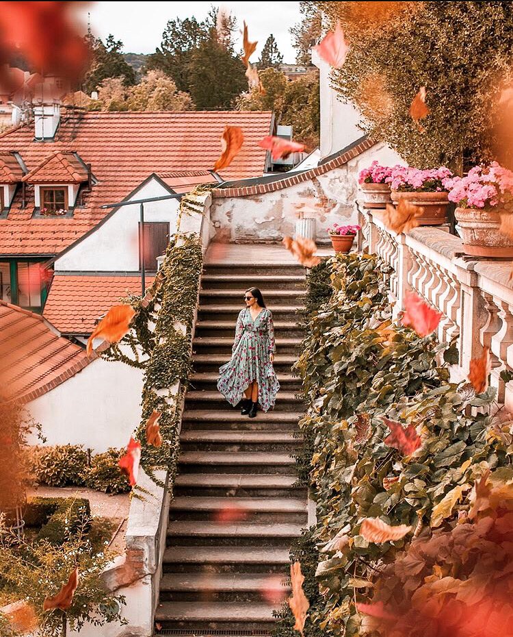 glydapp's tweet photo. The Prague Castle is an ancient symbol of the Czech State founded around 880 AD, the most significant monument and one of the most important cultural institutions in the Czech Republic. This is the staircase leading to the Palace Gardens blooming with beauty this fall season 🍂 https://t.co/rJ5LbP6rre