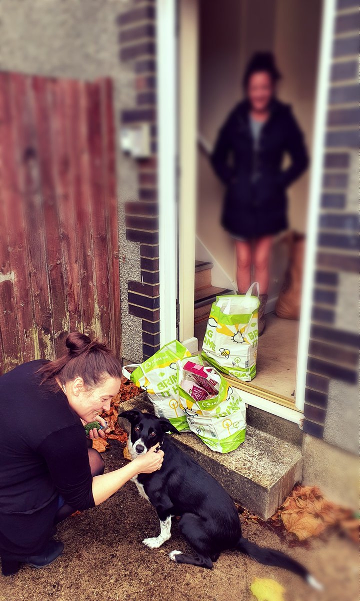 Carlie_YMCA's tweet photo. Early Morning Food Delivery 😋 

@YMCASwanseas #YStreet Project are here to help 😀 👍🏻

Contact me on: 07896438757
If you require any information regarding #YStreet and what it offer. 
#HereForSwansea 
@LBFEW @vicki_ymca https://t.co/2w57NqlICr