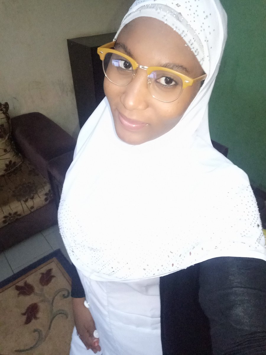 isa_sumayya's tweet photo. Serving the people with so much empathy, care and love,that's my rule and the path I choose...#beautifulnurse #nursestotheworld #yearofthenurses https://t.co/NxorePW8sB