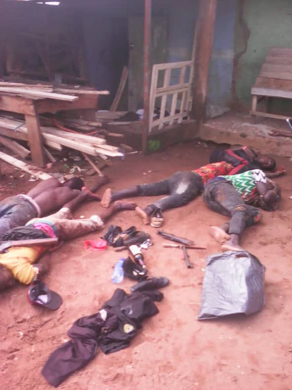 EdoIpob's tweet photo. Breaking......

Happening in Uromi now,  Fulani bandit gang came to attack Uromi people this morning and five of them met there death..... The southern nIGGERIA army must protect their own .

23/10/2020

@radiobiafralive 
@ARISEtv 
@davidnnachi80 
@kingsleybiafran https://t.co/iKR8lE1Ur4