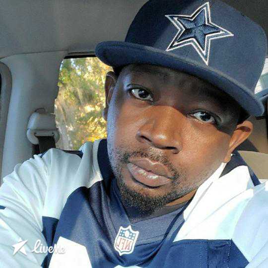 I'm broadcasting on #Liveme dat843dude: liveme.com/US/m/v/1603442…
