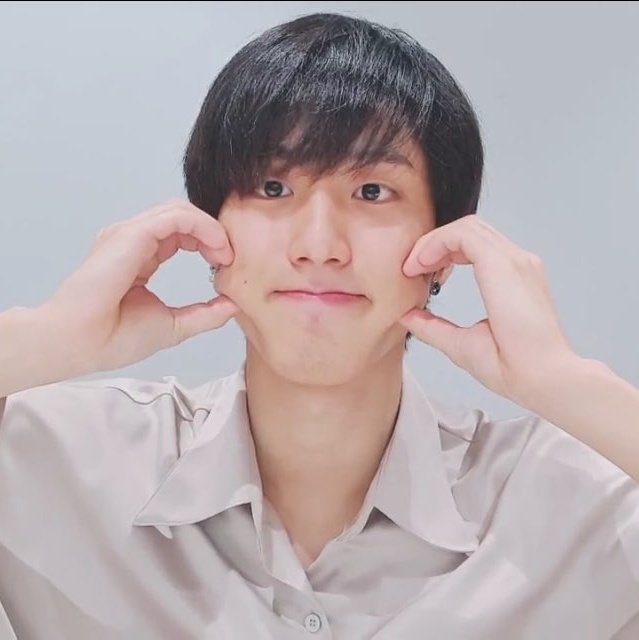 bunnyinmcnd's tweet photo. JEEKIES ARE ALL I THINK ABOU 24/7
#Hanjisung #jeekies https://t.co/HqjWQcvEGB