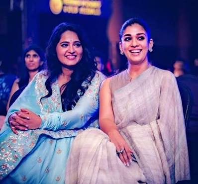 Nayan_4_Life's tweet photo. @King44761187 @TA_RA_________ @Rush_tweeps @anirudhofficial @VigneshShivN @Milind_Rau @ggirishh @MsAnushkaShetty We respect #anuskha mam and #Nayathara mam 😍..
#LadySuper is a title only 😍...
But die hard fans are those people who fight for their desirable actress😍...
Really u all fans are #Ladysuperstars 😍😍😍...

East r west South Indian Actress are the best 🥰.... https://t.co/6KsDiURdCe