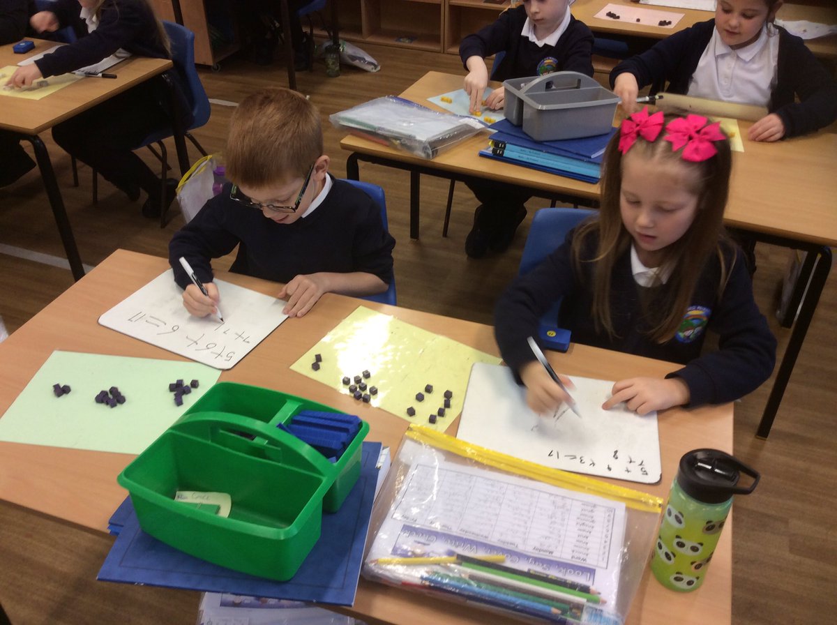 MWCP_Year2's tweet photo. We are finding different ways of making 17 #mwcpmaths https://t.co/2BLsVxpkZI