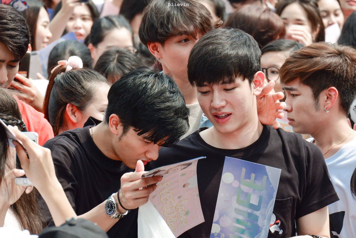 hourlytn's tweet photo. #เตนิว https://t.co/uyxs7R8Pix