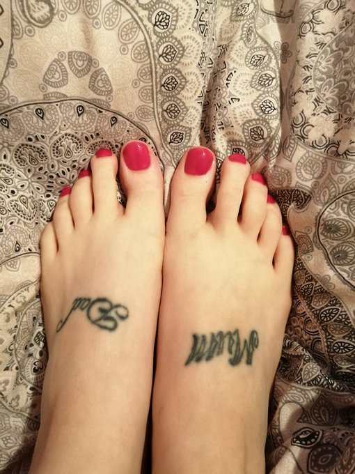 Promotion on Onlyfans &pound;3 for the next 10 subs 😈 Come check me out 😉😘 https://t.co/PF1JTHOVST https://t