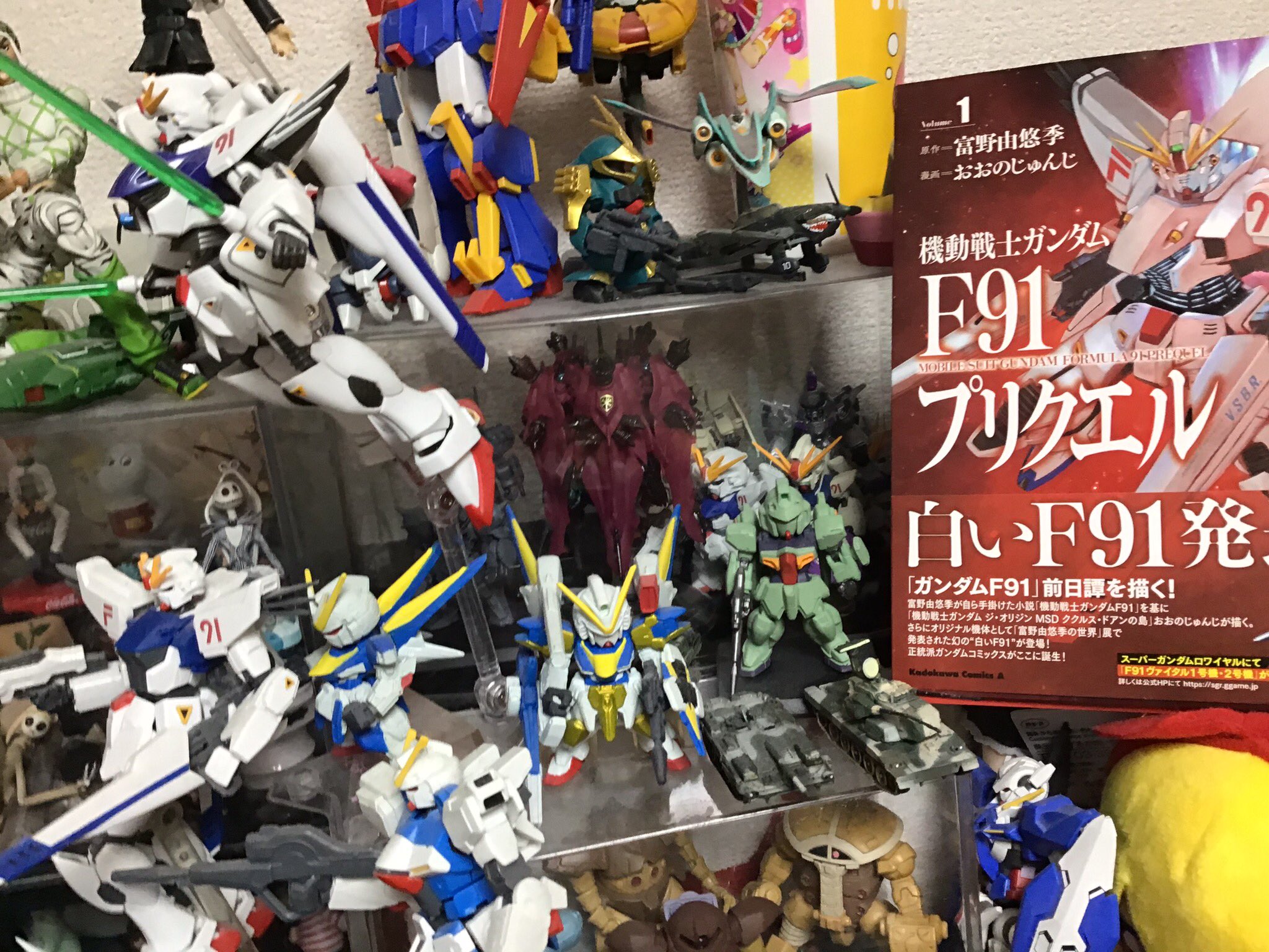 穏やかポンしぇ おおのじゅんじ著 F 91プリクエル 1巻 凄い安彦フォロワー画 トニーたけざき先生の変名なんじゃと思うくらい 内容はトミノ監督の小説が元なので当然楽しい 出来ればブッホの成り立ちや 出来る長男ハウゼリー ロナの活躍も描いてほしい 穏やかポンしぇ おおのじゅんじ著 F 91プリクエル 1巻 凄い安彦フォロワー画 トニーたけざき先生の変名なんじゃと思うくらい 内容はトミノ監督の小説が元なので当然楽しい 出来ればブッホの成り立ちや 出来る長男ハウゼリー ロナの活躍も描いてほしい