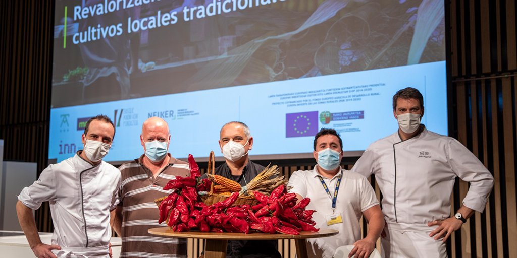 🚀Participamos en el proyecto #Gastrovalocal para revalorizar variedades vegetales en desuso de tomate, patata, maíz y pimiento de Euskadi con alto potencial gastronómico ✅Nuestro objetivo es generar nuevas dinámicas entre productores locales y #hostelería.
