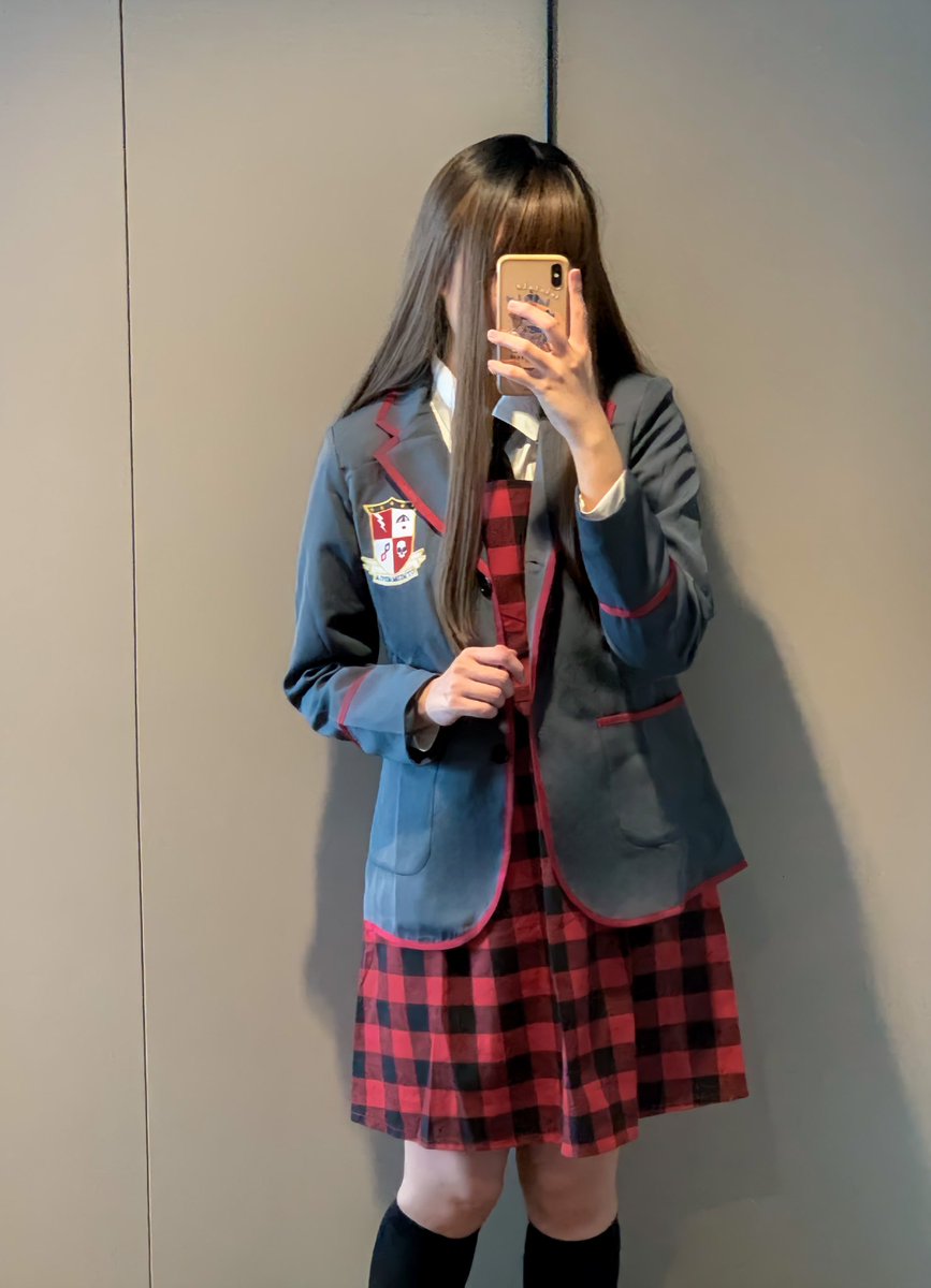 Aisu_cos's tweet photo. Vanya Hargreeves ☂️🎻
Young ver.

#TheUmbrellaAcademy
#cosplay #number7 #vanyahargreeves #theumbrellacademycosplay 
#umbrellaacademycosplay https://t.co/l2uhzn5QEo