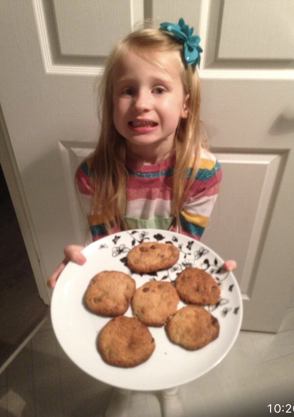 missmatt80's tweet photo. @misssimms2 Isla’s baking at the week end 🍪 https://t.co/GFTXzUQ0FF