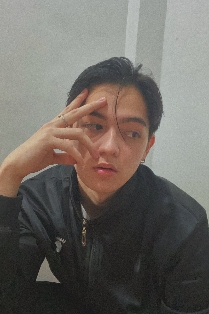 reyes_mark25's tweet photo. 🤢 https://t.co/T3lO4qKH9u