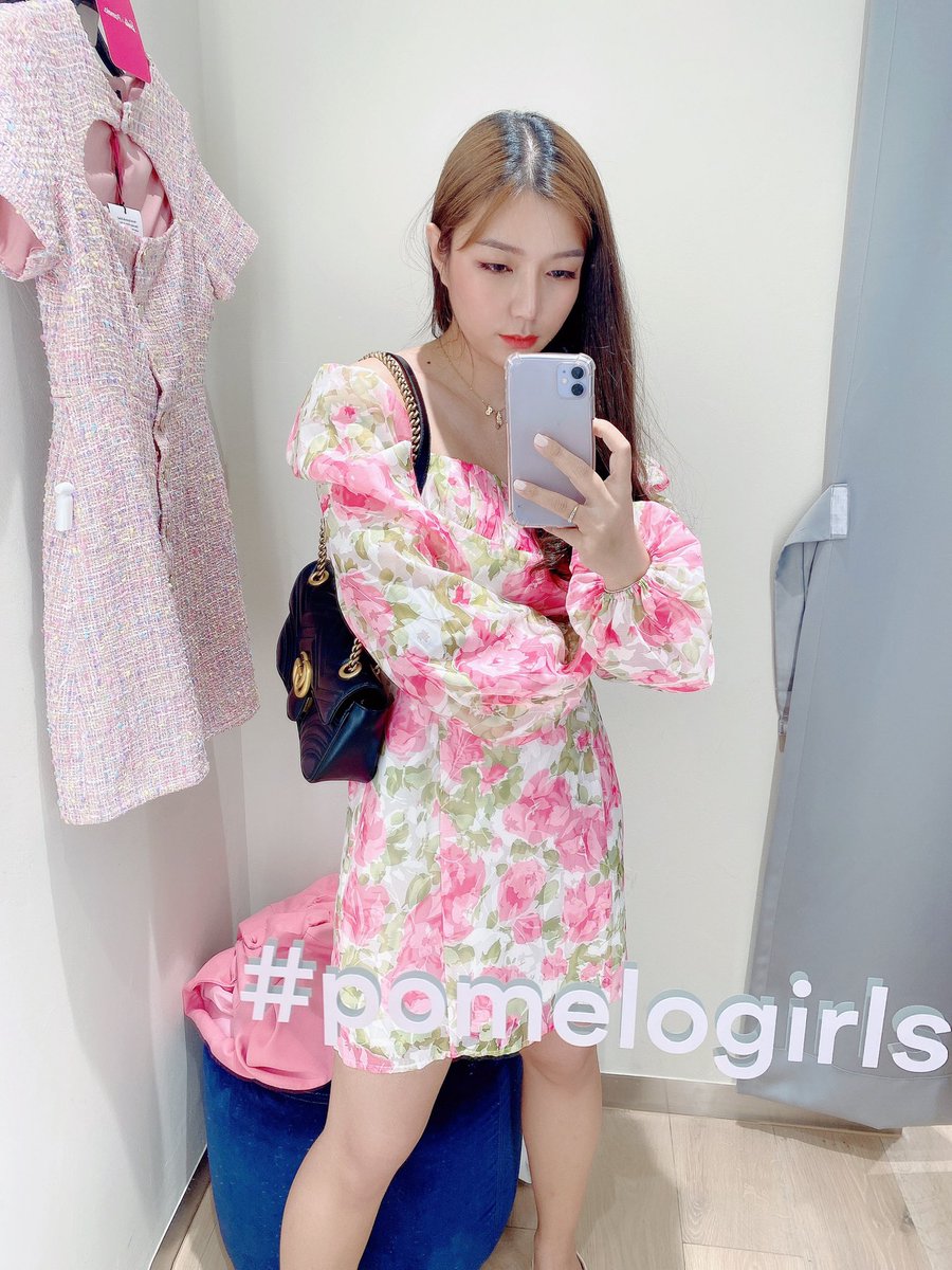 mkbeloved1's tweet photo. ใดๆคือชุดของ pomelo งามมากแม่ ถึงแม้ว่าคอลใหม่น้องจะไม่เหมือนใหม่ดาวิ #HowtoPerfect #howtobeauty #ไว้รีวิวห้ามขายของโว้ยย https://t.co/bAbXPDcfWD