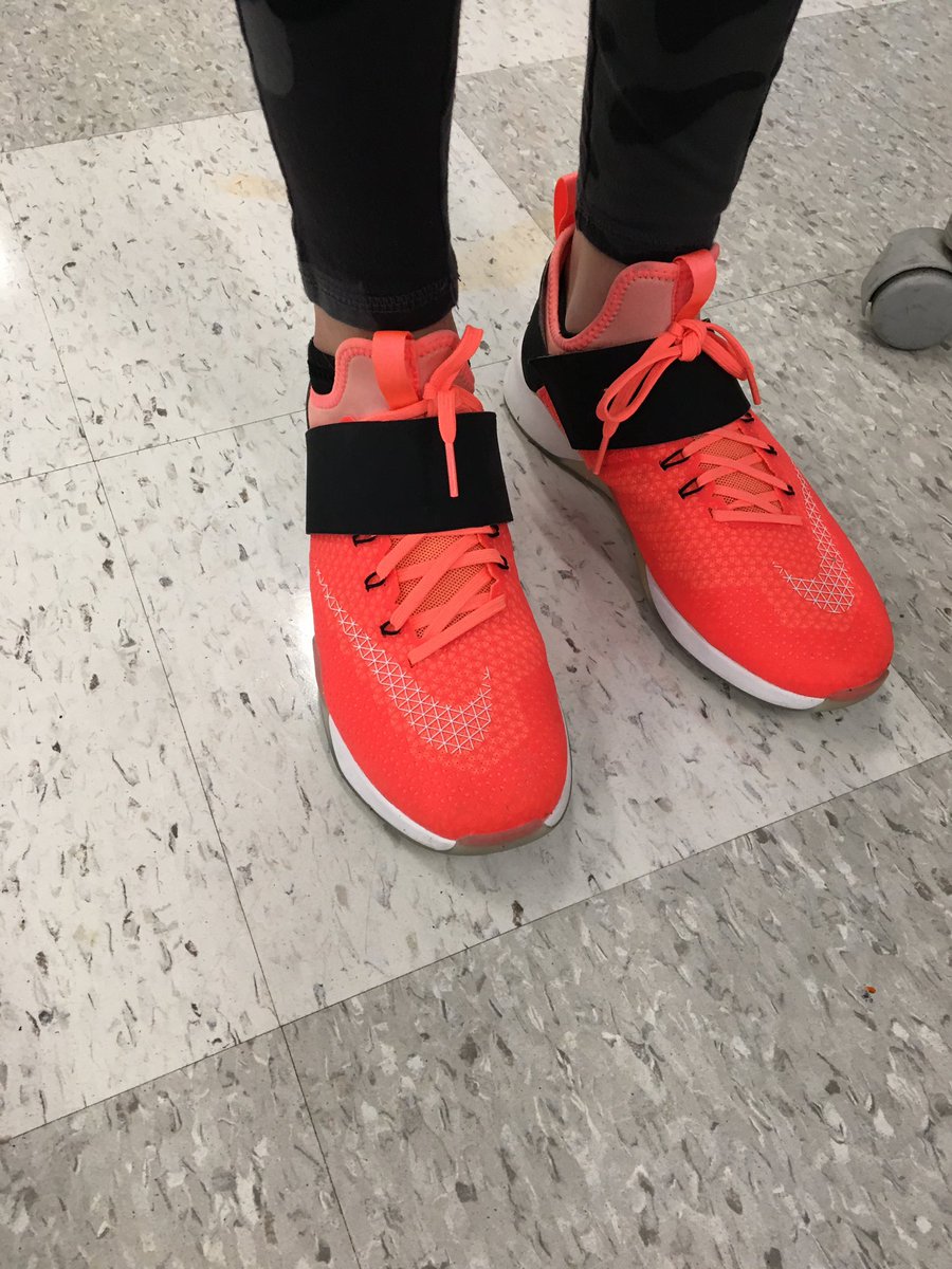 GloverSchool's tweet photo. Glover is stomping out bullying, one step at a time, in our orange! We are committed to kindness, inclusion, and acceptance. Every day is @unityday at Glover School! https://t.co/Occ1wcqykd