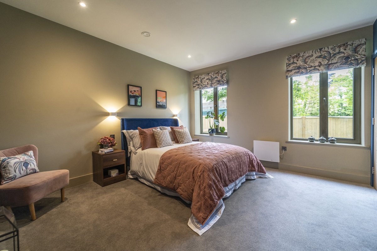 Beautiful apartments COMPLETED in Harrogate!

#Yorkshire born Linda Barker, joined up with Quattro Property to offer buyers an exclusive personal interior design consultation too!

Linley &amp; Simpson’s 01423 540054 for viewings.

castlehouseconstruction.com/works-complete…

#harrogate #apartments