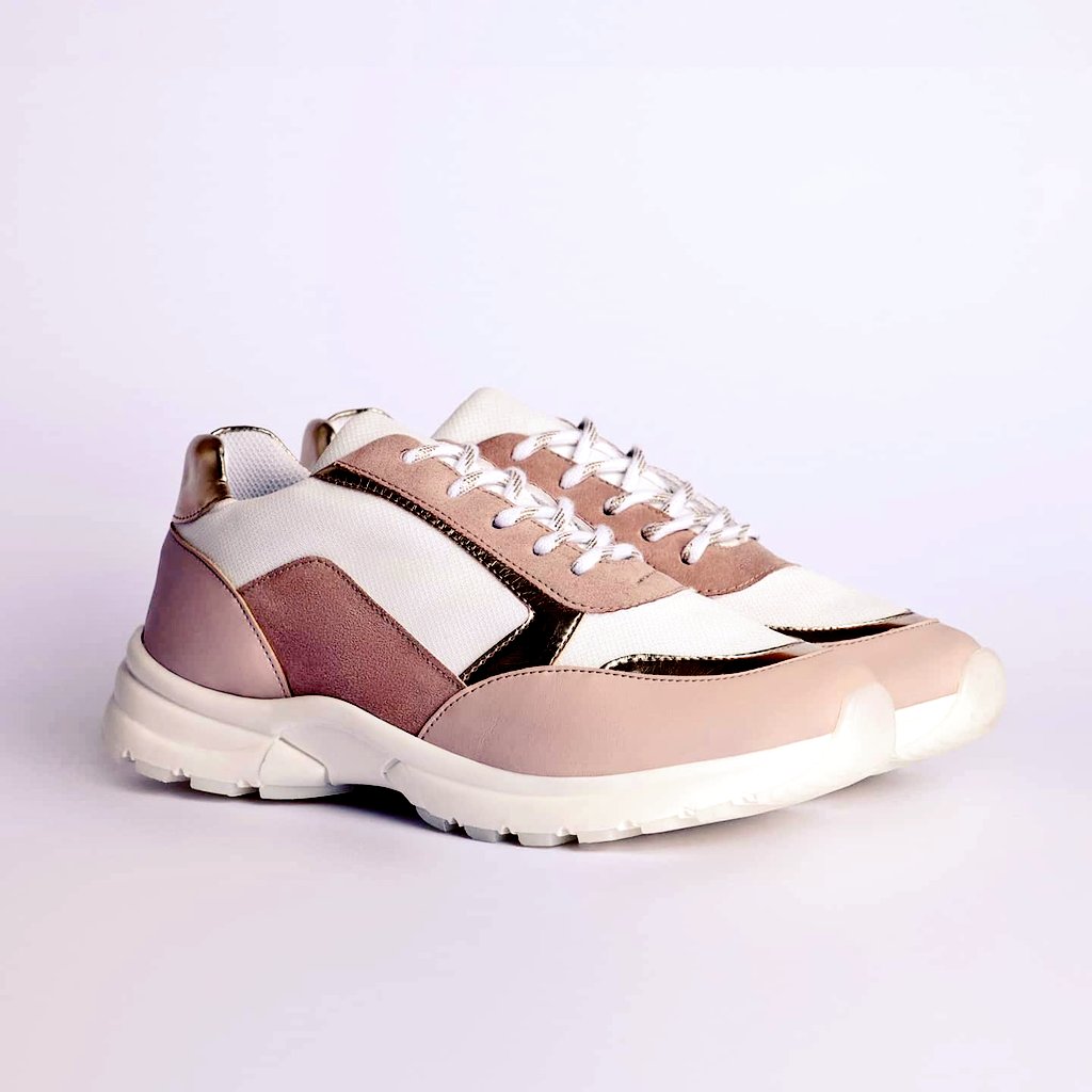 veevoshop's tweet photo. Ridare vita alla plastica gettata in mare per realizzare #scarpe #crueltyfree? Si può fare
Le trovate su https://t.co/o5jzRtOUVW
#Sneakers #vegane - 100% cruelty free - approvato PETA
Calzata standard
Confortevole
Suola ultra leggera https://t.co/1o32BCn1Gp