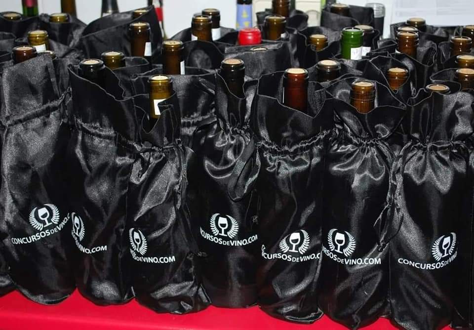 Ya tenemos los resultados oficiales de los PREMIOS INTERNACIONALES VINO y MUJER 2020 celebrado el pasado 20 de Octubre, Concurso Internacional de Calidad de vinos con intervención de la mujer. Consulta listado de vinos premiados en: concursosdevino.com/vinoymujer/
#vino #VinoyMujer