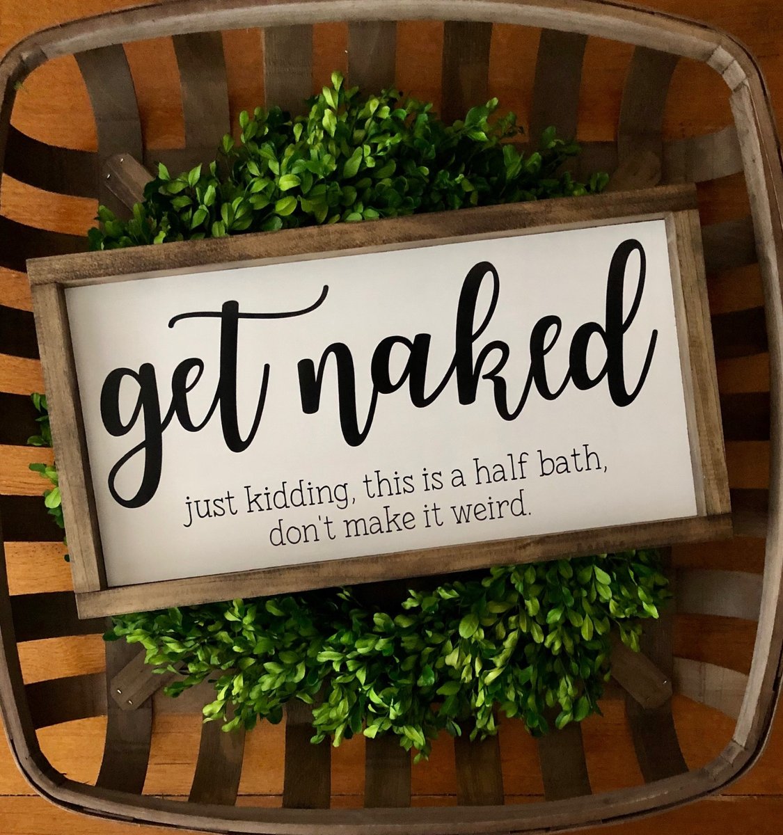 primhp's tweet photo. Don't make it weird🤣
.
.
#getnaked #bathroomdecor #halfbath #dontmakeitweird #funnybathroomdecor #farmhousegallerywall #farmhouse #handpainted #farmhousesigns #rusticsign #rusticdecor #paintedtree #paintedtreefrisco #makersmovement #primitivehodgepodge #shopbusiness #shoplocal https://t.co/UrcddnpSOf