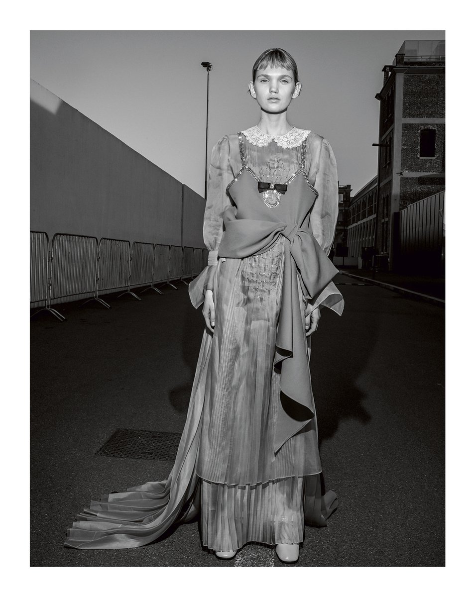 gucci's tweet photo. Photographer Bruce Gilden @brucegilden captures #PurpleFashionMagazine’s #34 the LOVE issue cover story. Styled by #SheilaSingle, all images feature looks from #GucciTheRitual by #AlessandroMichele. #GucciEditorials https://t.co/IT8sseK0oQ