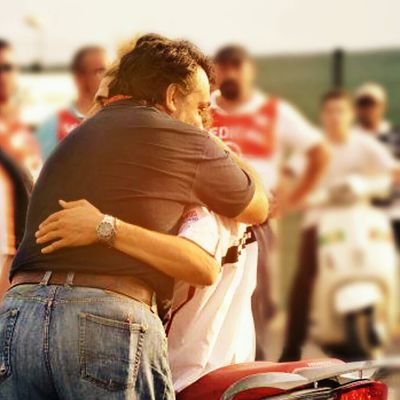Io cerco di tenerlo stretto e qua. Non sono l'unico, anzi. Forse è per questo che non se n'è mai andato del tutto...
Ciao Sic! https://t.co/24OVtmDJBh