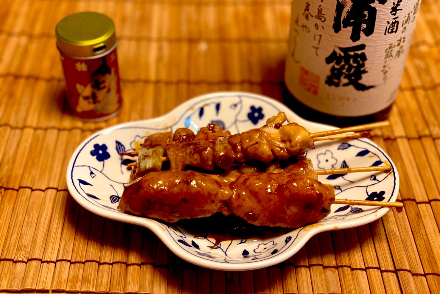 いなっち 焼き鳥屋いなっち焼き鳥 が出揃いました 本日はねぎま もも つくね 大葉ささみ明太子 大葉ささみ梅肉 どれもプリプリで旨いですがしそ梅肉が自慢の一品で和歌山梅干しをたっぷり使って超濃厚味です つくねはお好みで 卵黄を タレと塩をご用意