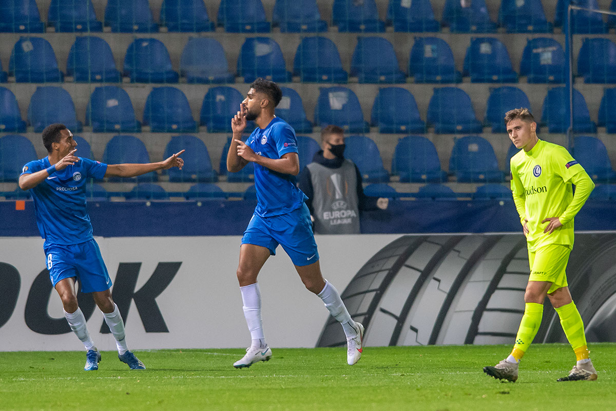 FCSlovanLiberec's tweet photo. Fotogalerie ze čtvrtečního pohárového večera na webu #FCSL: #LIBGNT #UEL
🖼️https://t.co/VnYvasAQQS https://t.co/ptFghhqiHl