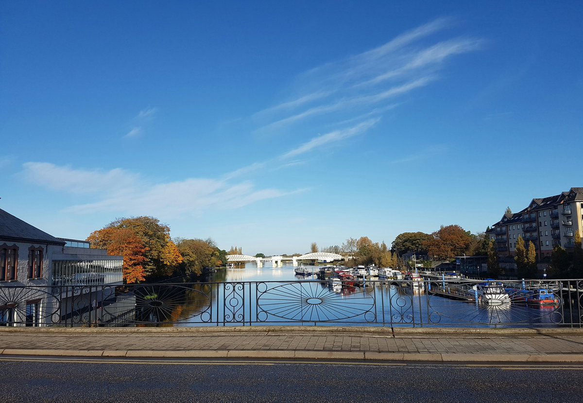 Both sides of the bridge. Glorious day.  #Athlone